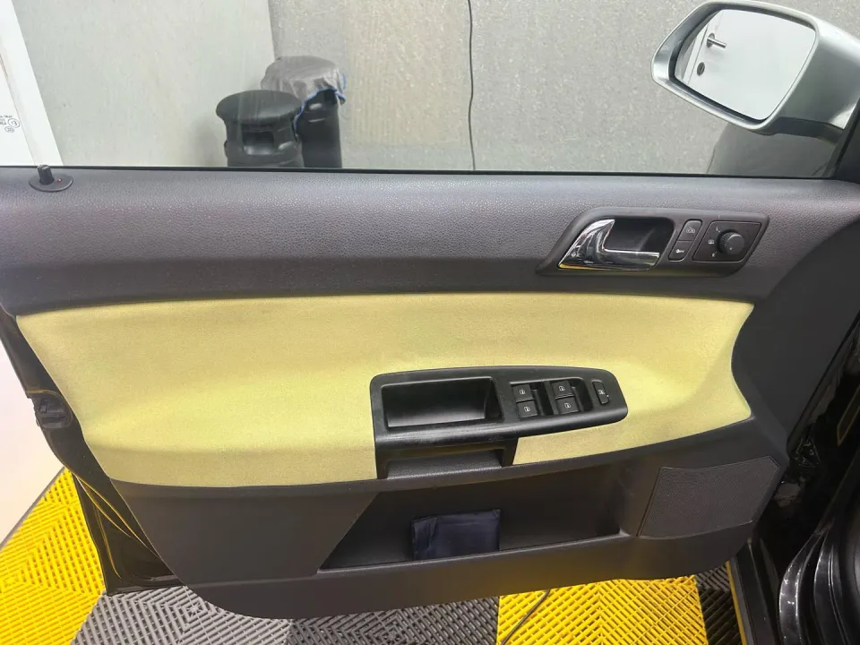 Nettoyage intérieur auto haut de gamme à Huy